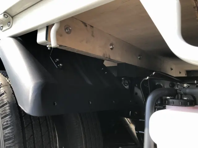 三菱 キャンター 2RG-FBA20(2WD)の写真21