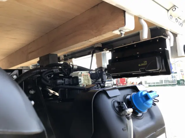 三菱 キャンター 2RG-FBA20(2WD)の写真24