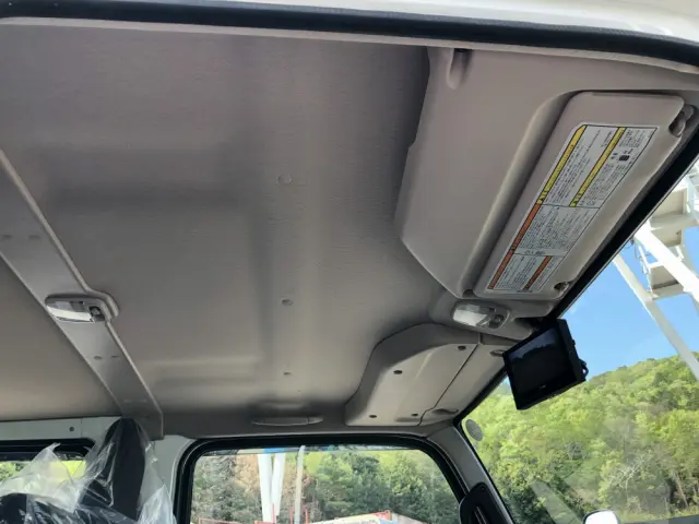 三菱 キャンター 2RG-FBA20(2WD)の写真38