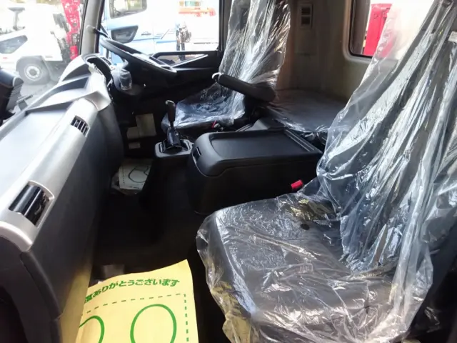 三菱 ファイター 2KG-FK62FZ(2WD)の写真36