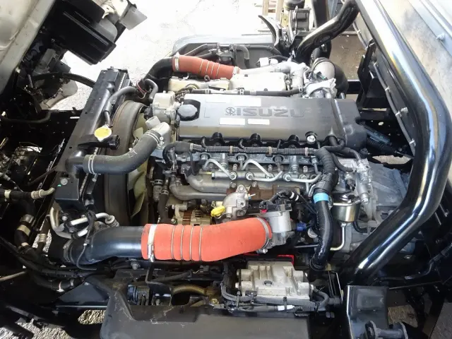 いすゞ エルフ 2RG-NPR88AR(2WD)の写真10
