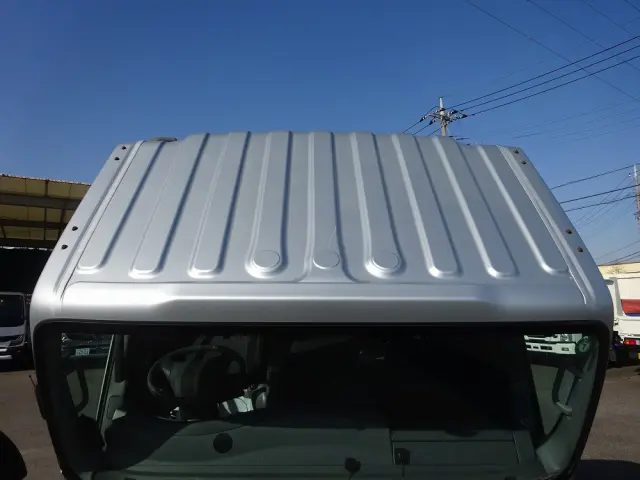 いすゞ エルフ 2RG-NPR88AR(2WD)の写真21