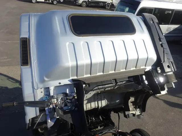 いすゞ エルフ 2RG-NPR88AR(2WD)の写真22