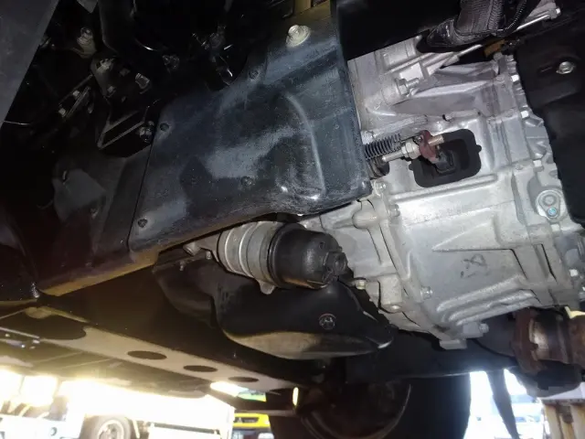 いすゞ エルフ 2RG-NPR88AR(2WD)の写真26