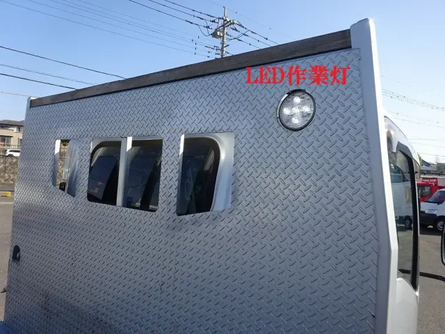 いすゞ エルフ 2RG-NPR88AR(2WD)の写真38