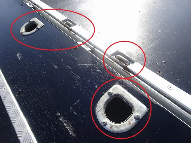 いすゞ エルフ 2RG-NPR88AR(2WD)の写真39