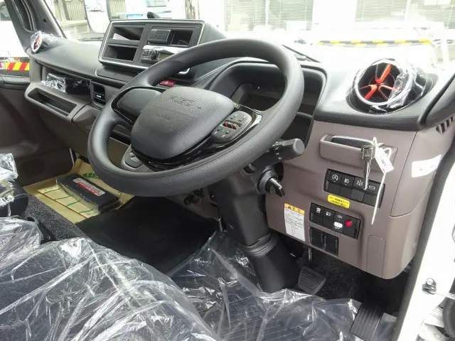 三菱 キャンター 2RG-FEB90(2WD)の写真36