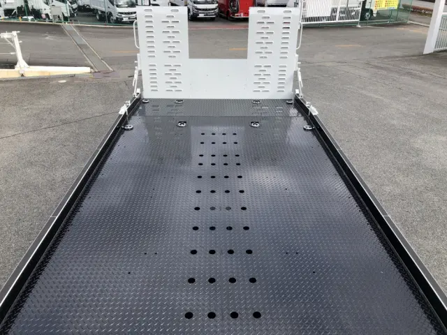 三菱 キャンター 2PG-FEB80(2WD)の写真16