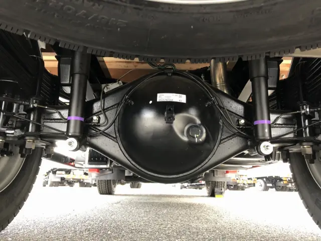 三菱 キャンター 2PG-FEB90(2WD)の写真9