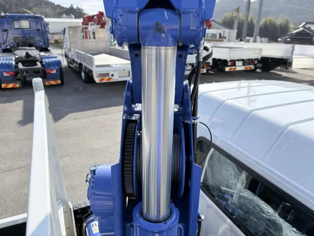 三菱 キャンター 2PG-FEB90(2WD)の写真14