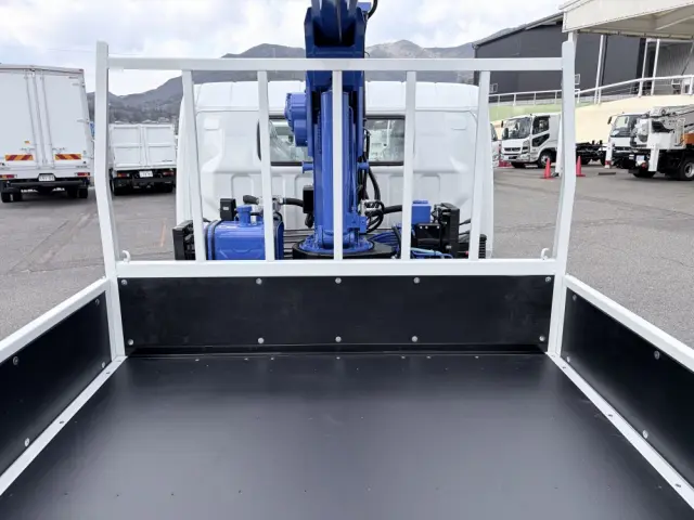 三菱 キャンター 2PG-FEB90(2WD)の写真21