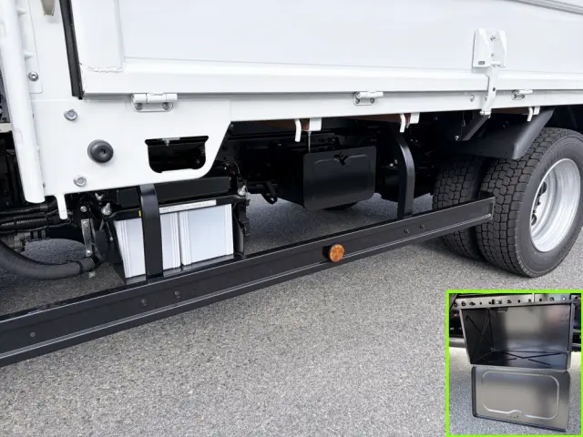 三菱 キャンター 2PG-FEB90(2WD)の写真30