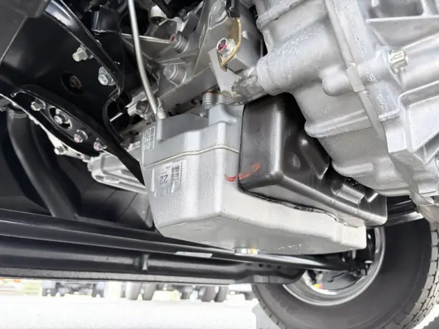 三菱 キャンター 2PG-FEB90(2WD)の写真34