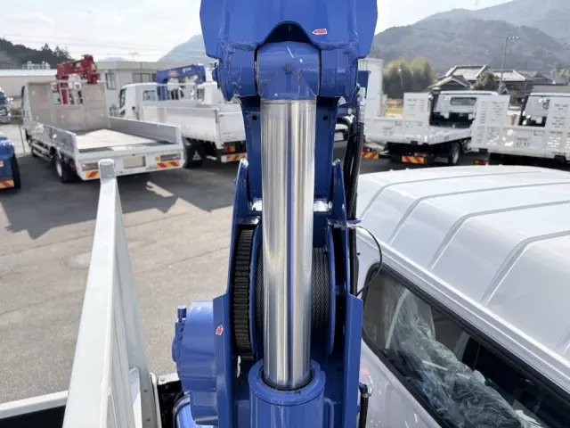 三菱 キャンター 2PG-FEB90(2WD)の写真14