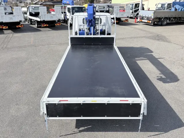 三菱 キャンター 2PG-FEB90(2WD)の写真24