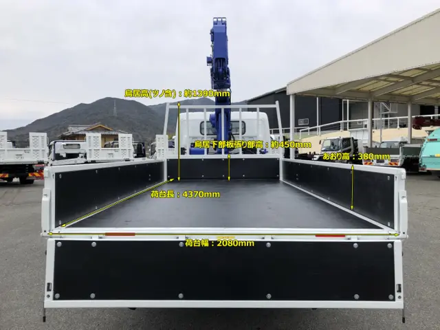 三菱 キャンター 2PG-FEB90(2WD)の写真3