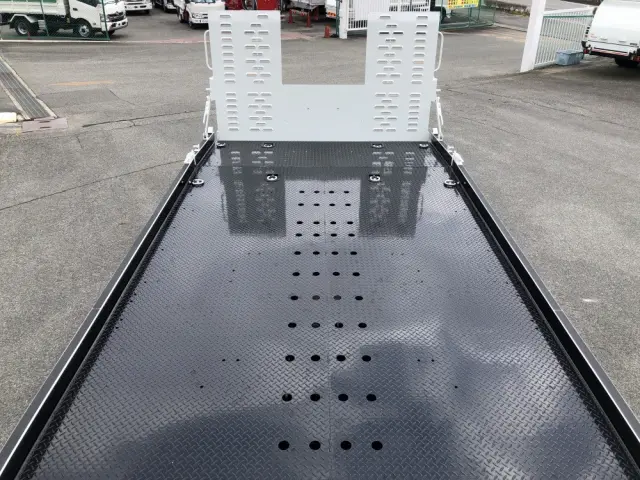 三菱 キャンター 2PG-FEB80(2WD)の写真15