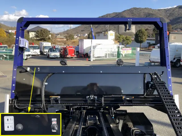 三菱 キャンター 2PG-FEB80(2WD)の写真18