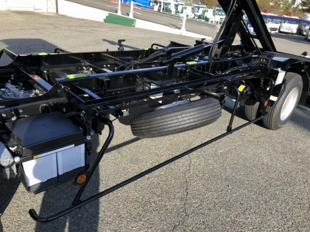 三菱 キャンター 2PG-FEB80(2WD)の写真21