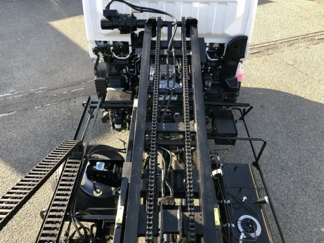 三菱 キャンター 2PG-FEB80(2WD)の写真22