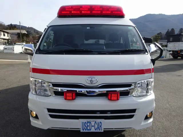 トヨタ ハイエース CBF-TRH226S(4WD)の写真8