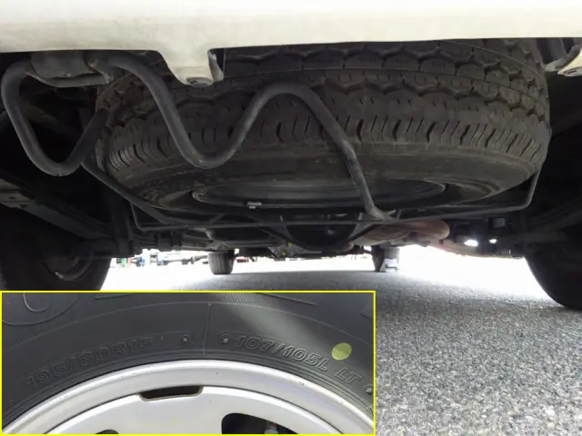 トヨタ ハイエース CBF-TRH226S(4WD)の写真45