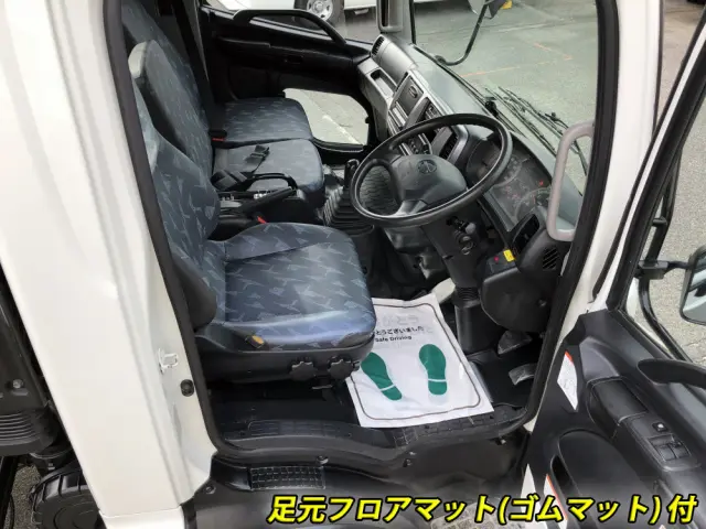 日野 レンジャー TKG-FC9JEAA(2WD)の写真4