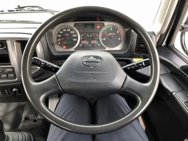 日野 レンジャー TKG-FC9JEAA(2WD)の写真35