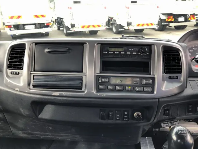 日野 レンジャー TKG-FC9JEAA(2WD)の写真38