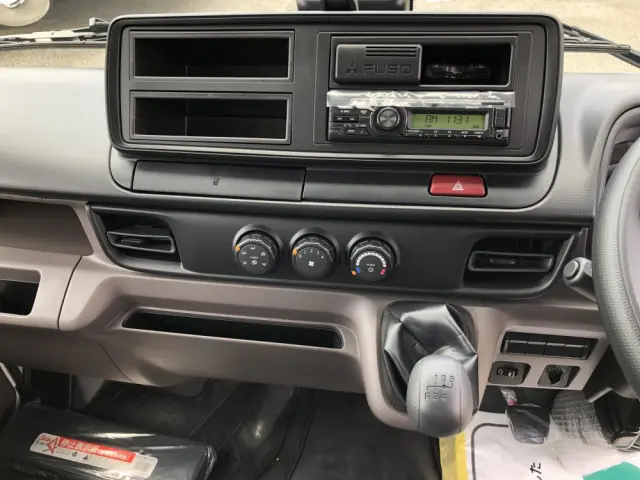 三菱 キャンター 2RG-FEAV0(2WD)の写真43