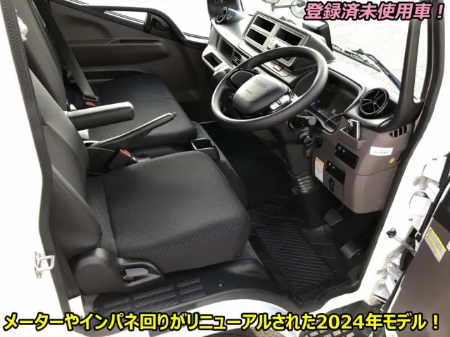 三菱 キャンター 2RG-FBA20(2WD)の写真4