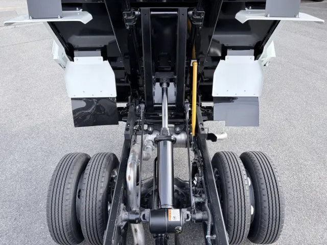 三菱 キャンター 2RG-FBA60(2WD)の写真23