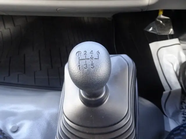 日野 デュトロ 2KG-XZU722M(2WD)の写真35