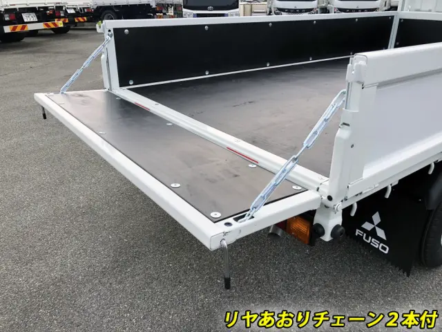三菱 キャンター 2RG-FBA20(2WD)の写真13