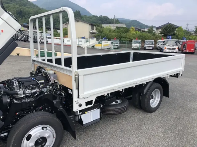 三菱 キャンター 2RG-FBA20(2WD)の写真20