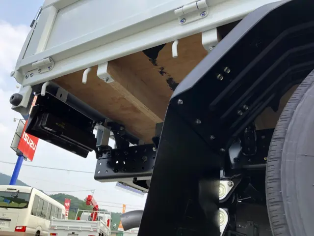 三菱 キャンター 2RG-FBA20(2WD)の写真26