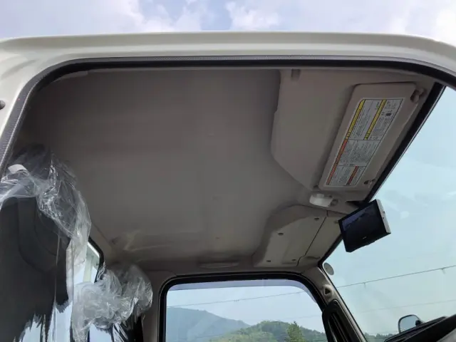 三菱 キャンター 2RG-FBA20(2WD)の写真42