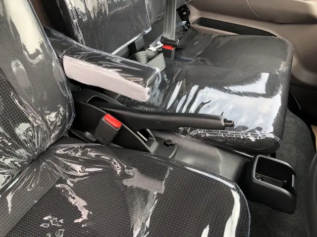 三菱 キャンター 2RG-FBA20(2WD)の写真43