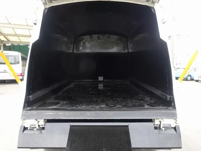 日野 レンジャー 2KG-FC2ABA(2WD)の写真11