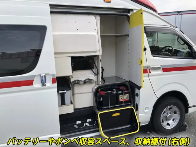 トヨタ ハイエース CBF-TRH226S(4WD)の写真15