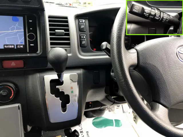 トヨタ ハイエース CBF-TRH226S(4WD)の写真42