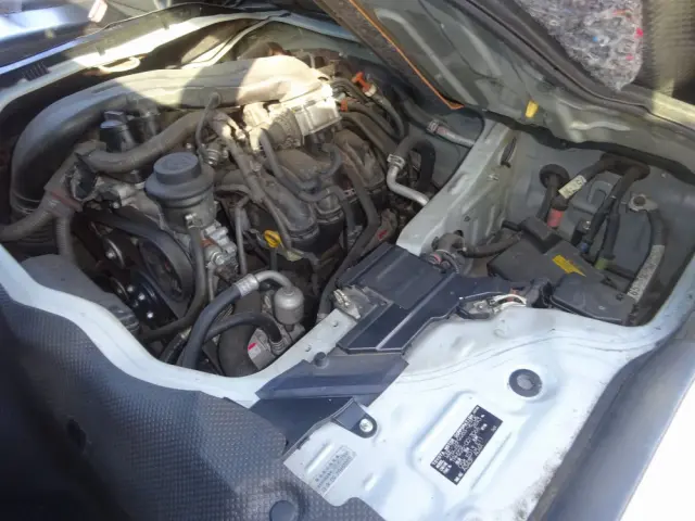 トヨタ ハイエース CBF-TRH226S(4WD)の写真10