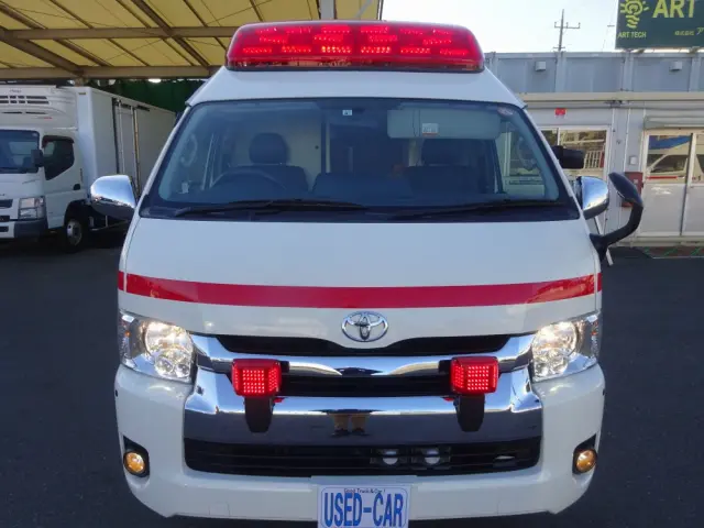 トヨタ ハイエース CBF-TRH226S(4WD)の写真28