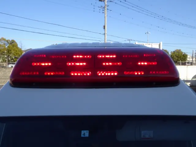 トヨタ ハイエース CBF-TRH226S(4WD)の写真32