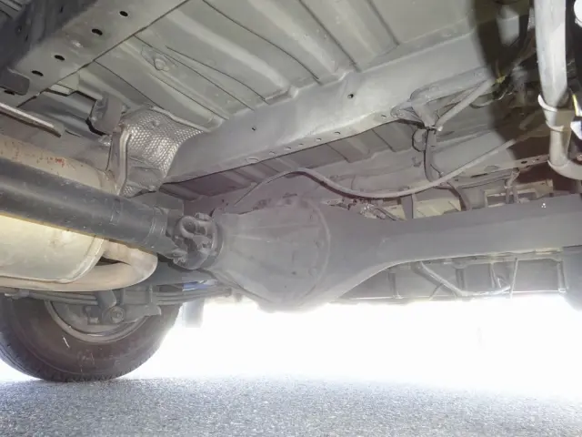 トヨタ ハイエース CBF-TRH226S(4WD)の写真33