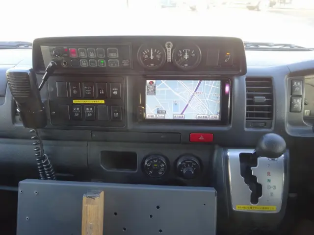 トヨタ ハイエース CBF-TRH226S(4WD)の写真41
