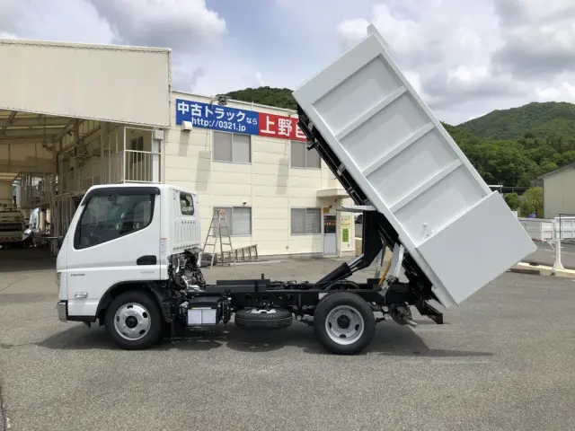 三菱 キャンター 2RG-FBA60(2WD)の写真7