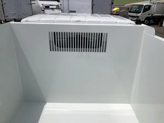 三菱 キャンター 2RG-FBA60(2WD)の写真11