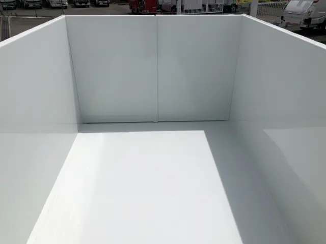 三菱 キャンター 2RG-FBA60(2WD)の写真12