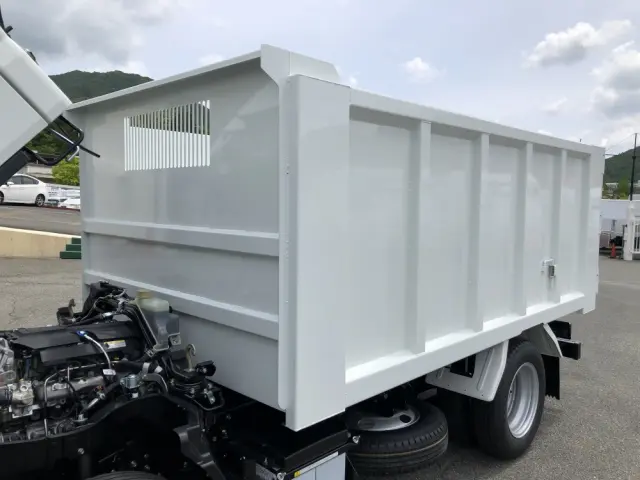 三菱 キャンター 2RG-FBA60(2WD)の写真17